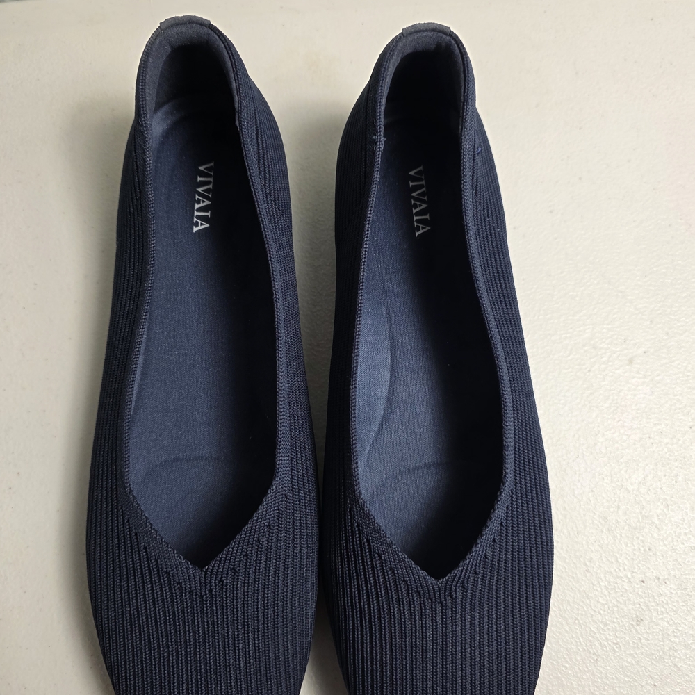 Vivaia Margot 2.0 Square Toe V-Cut Women's
Size 9.5
Ballet Flats Blue - Picture 4 of 8